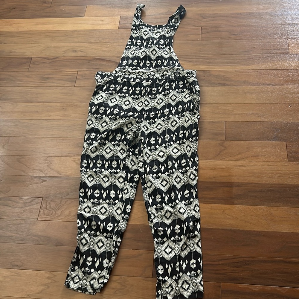 Black & White Print Overalls Size M! Lightweight!